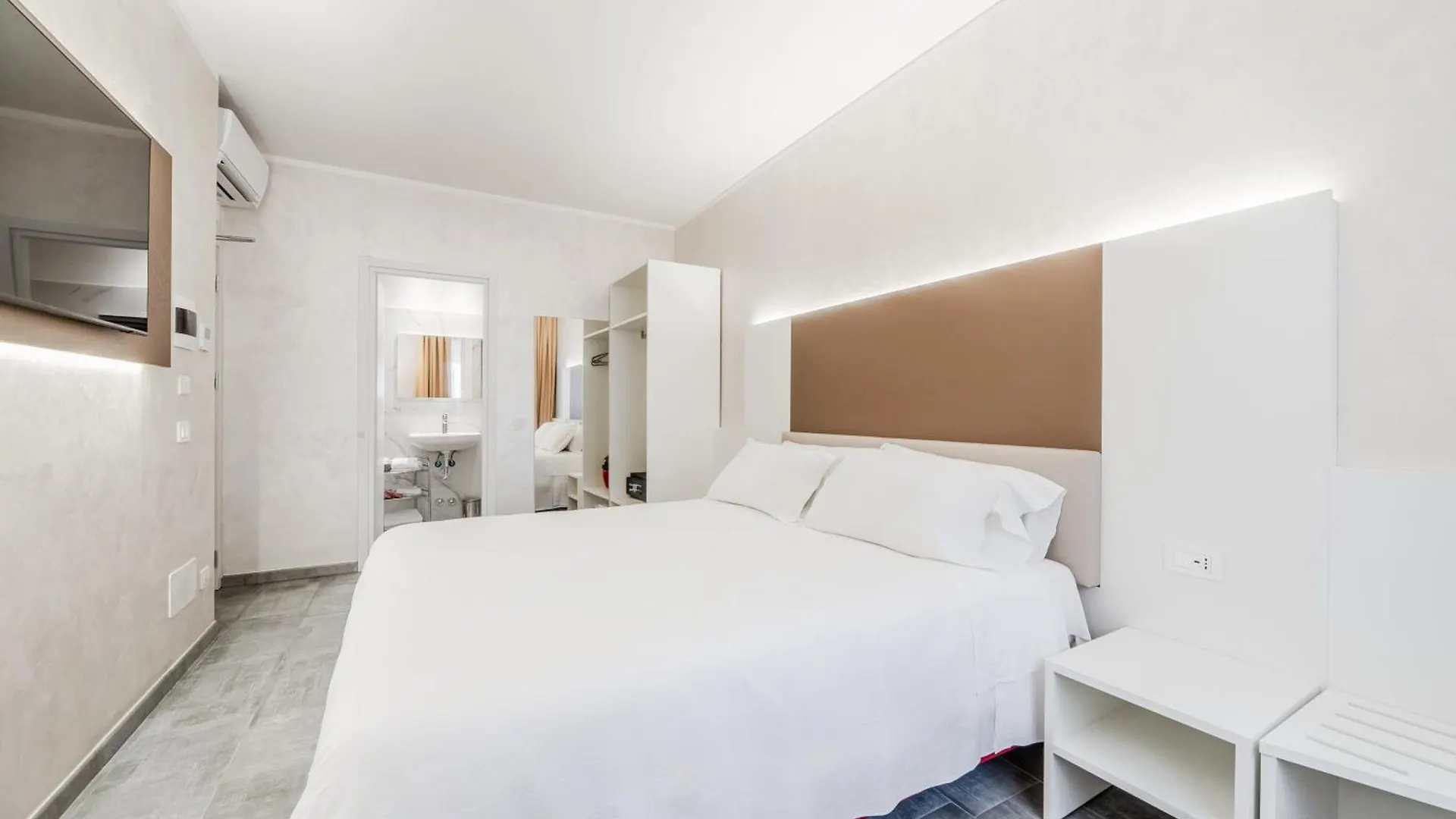Room Milano Navigli 0*,