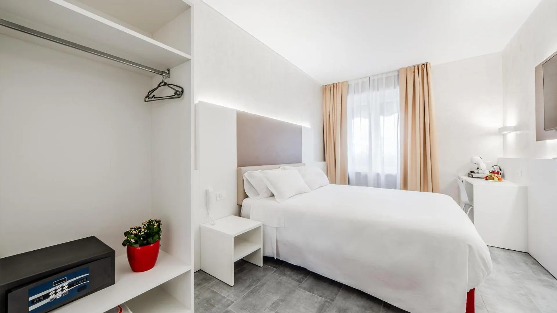 Room Milano Navigli 0*,  Italien